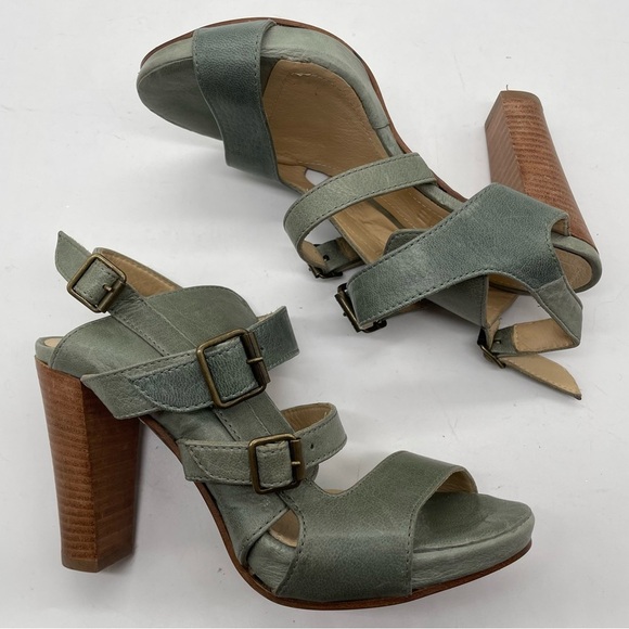 Michael Jolie heels made in Italy leather sea green womens size 37 / US 7 buckle - Picture 2 of 6